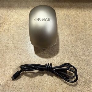 Phonak Charger BTE RIC Sonova AG 8712 Stafa Charger Case w/ Cable - Tested